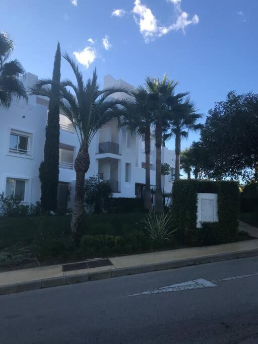 Alcazaba Blue Lagoon 3 Bedroom, Ground Floor Apartment Estepona Ngoại thất bức ảnh